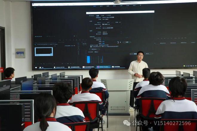生必看！四大宝藏专业毕业即逆袭pg电子模拟器免费版初中毕业女(图7)