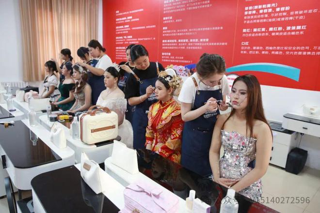 生必看！四大宝藏专业毕业即逆袭pg电子模拟器免费版初中毕业女(图8)